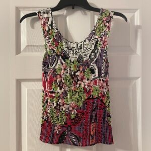 NICOLA Colorful Floral Tank Top Y2K comes with flowy blazer